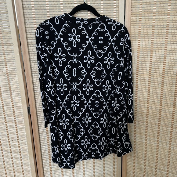 Black / White Knit Tunic XXL - Picture 3 of 6